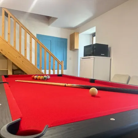 L' Altitude Billard Proche Stations Cols